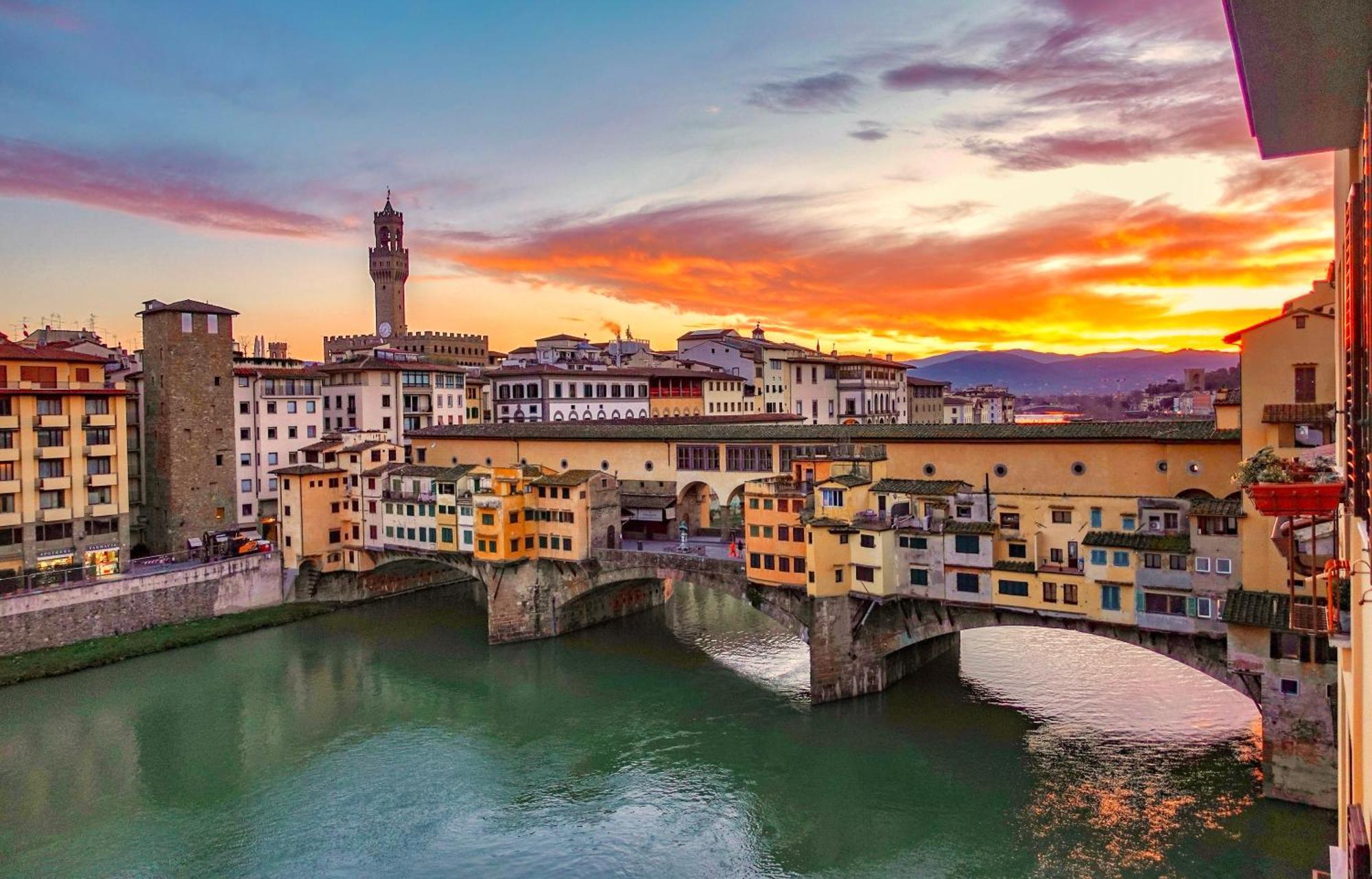 Ponte Vecchio View Luxury Apartment Firenze Eksteriør billede